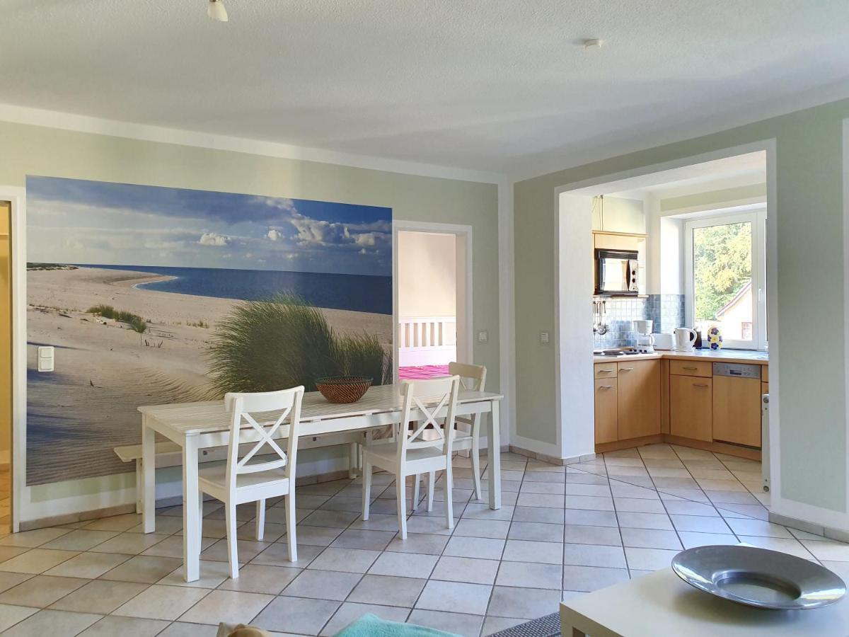 Sellin  Ferienwohnung Haus Holstein מראה חיצוני תמונה